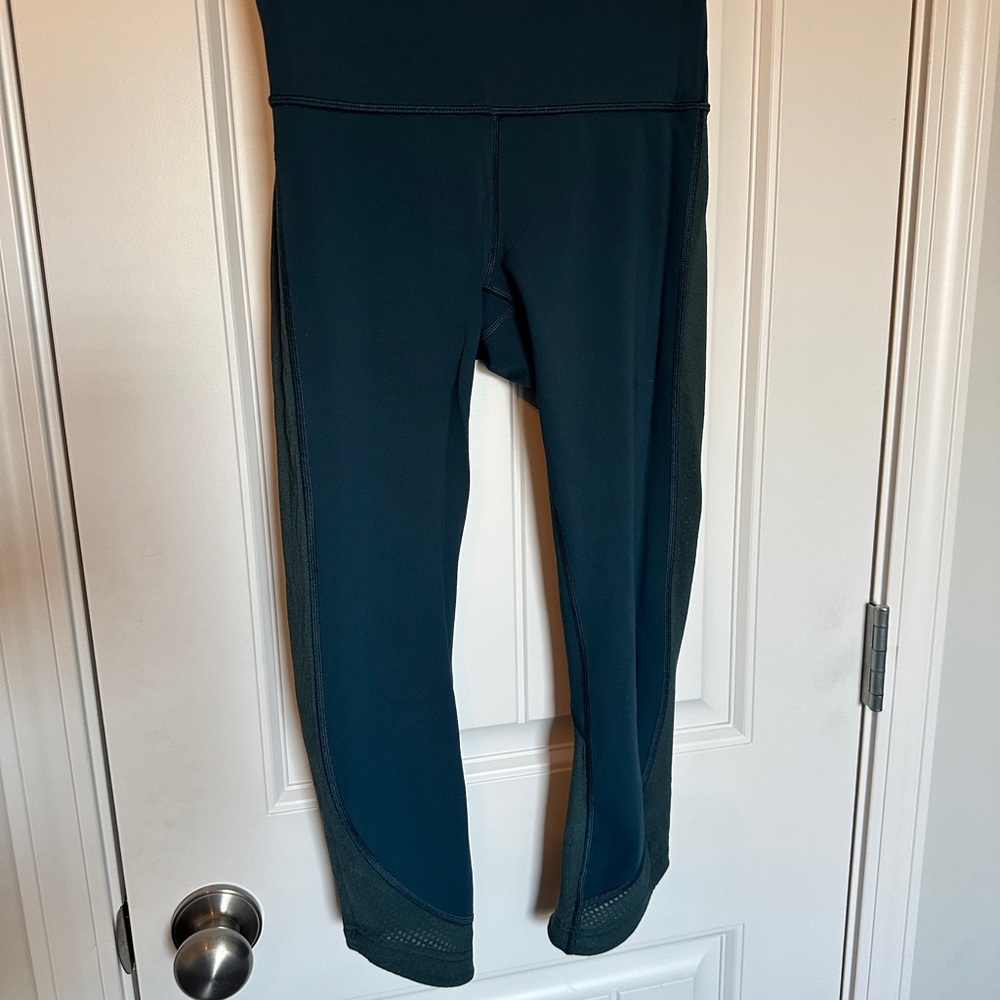 LululemonTeal High-Waisted Crop Leggings